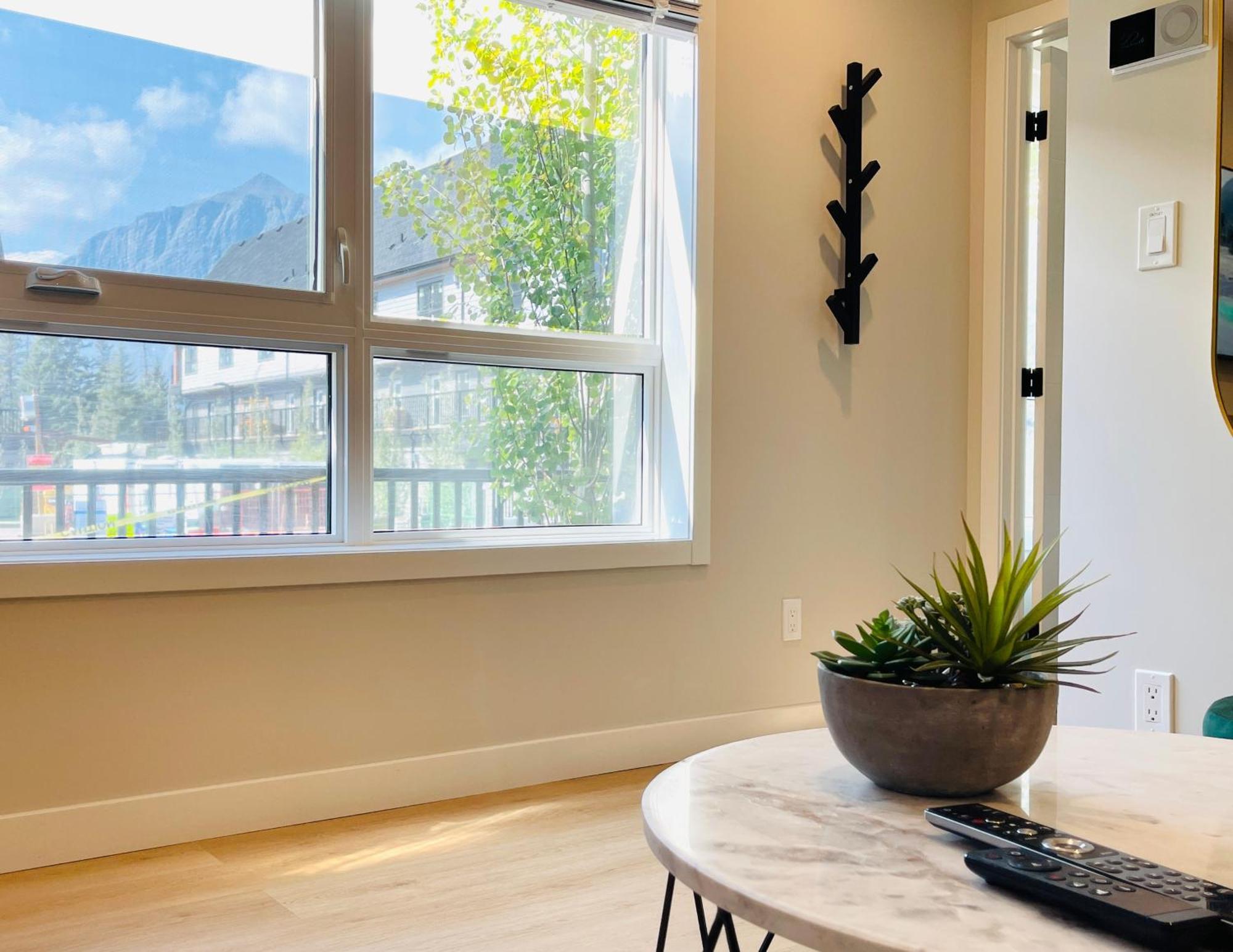 Joe'S Contemporary 2 King Bedrooms Vacation Home In Canmore Eksteriør billede