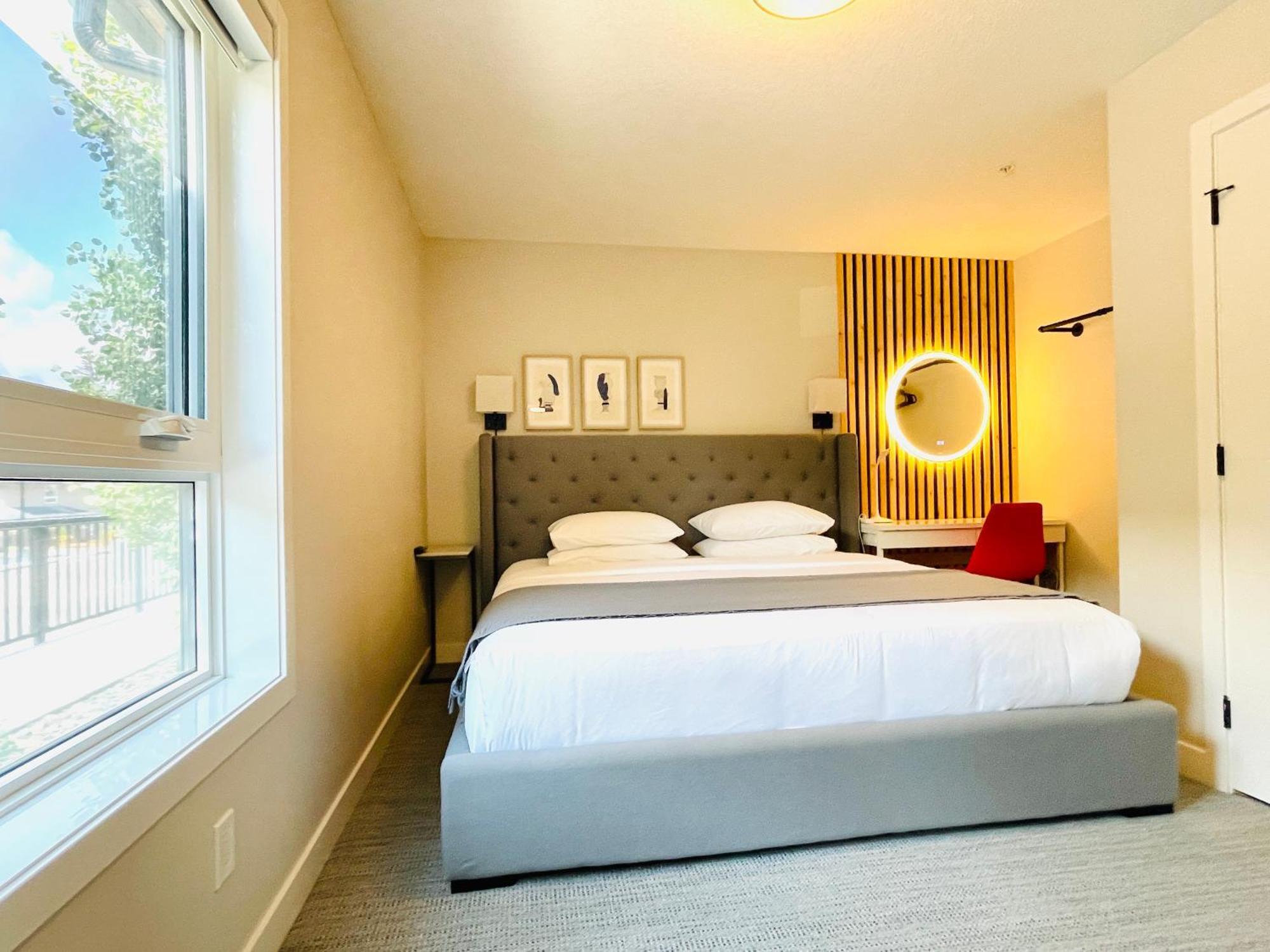 Joe'S Contemporary 2 King Bedrooms Vacation Home In Canmore Eksteriør billede